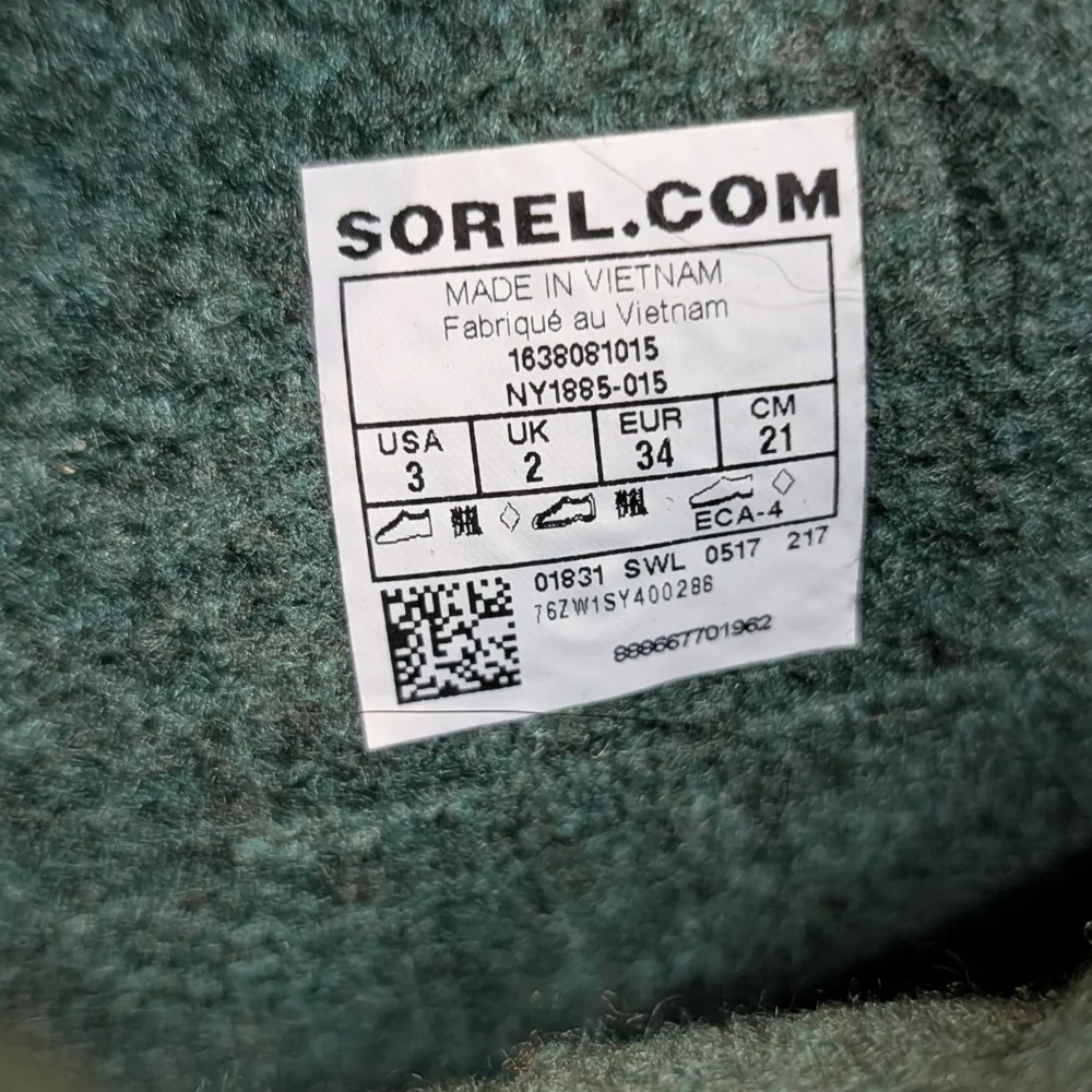 Sorel Kids 3 Flurry Boot Black Red Outdoor As Is
